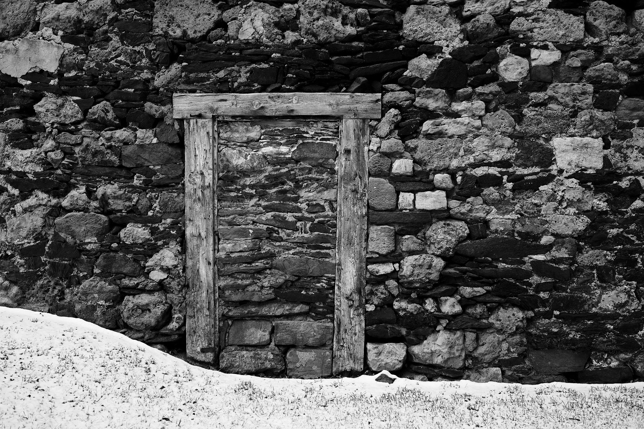 door to the past 2 door to the past